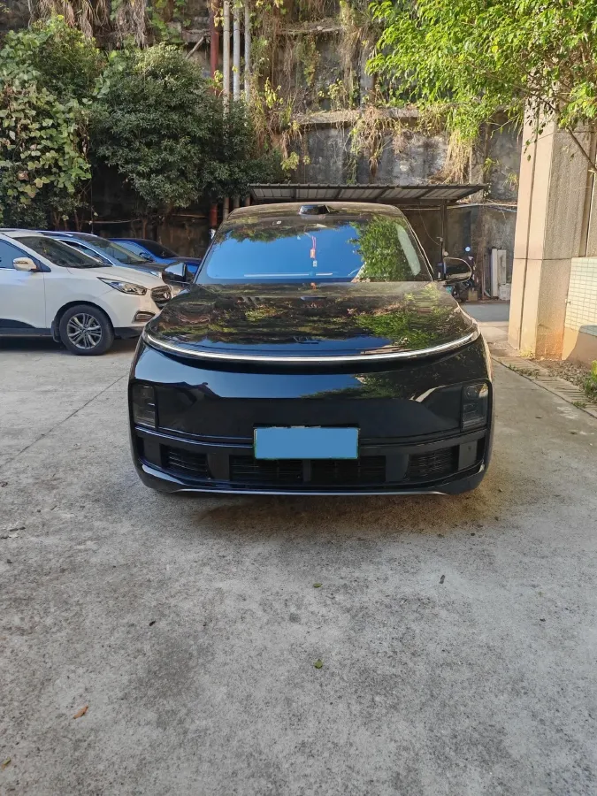 2024 Toyota Granvia 2.5L 189HP L4 E-CVT Hybrid,autocango,china used car exporter,china ev exporter,chinese used car exporter,chinese used ev exporter