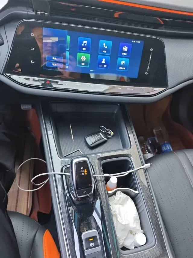 2023 DongFeng Aeolus YiXuan MAX 1.5T 190HP L4 7DCT,autocango,china used car exporter,china ev exporter,chinese used car exporter,chinese used ev exporter