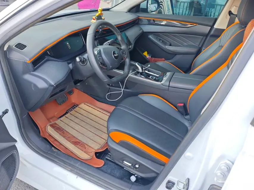 2023 DongFeng Aeolus YiXuan MAX 1.5T 190HP L4 7DCT,autocango,china used car exporter,china ev exporter,chinese used car exporter,chinese used ev exporter