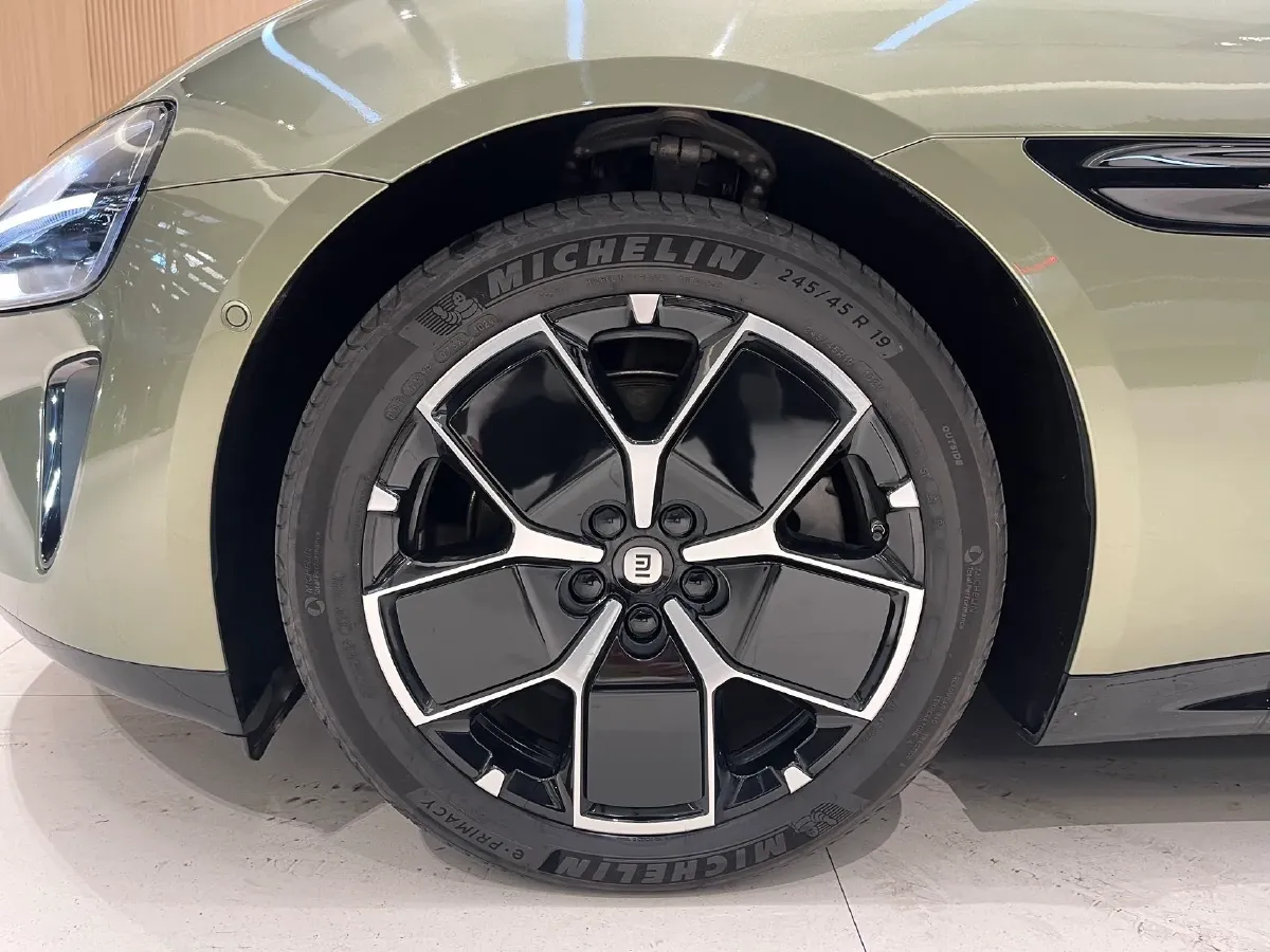 2024 MI SU7 BEV 73.6KWH,autocango,china used car exporter,china ev exporter,chinese used car exporter,chinese used ev exporter