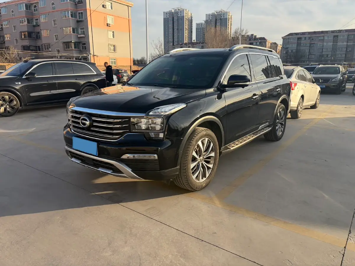 2017 GAC Trumpchi GS8 2.0T 201HP L4 6AT