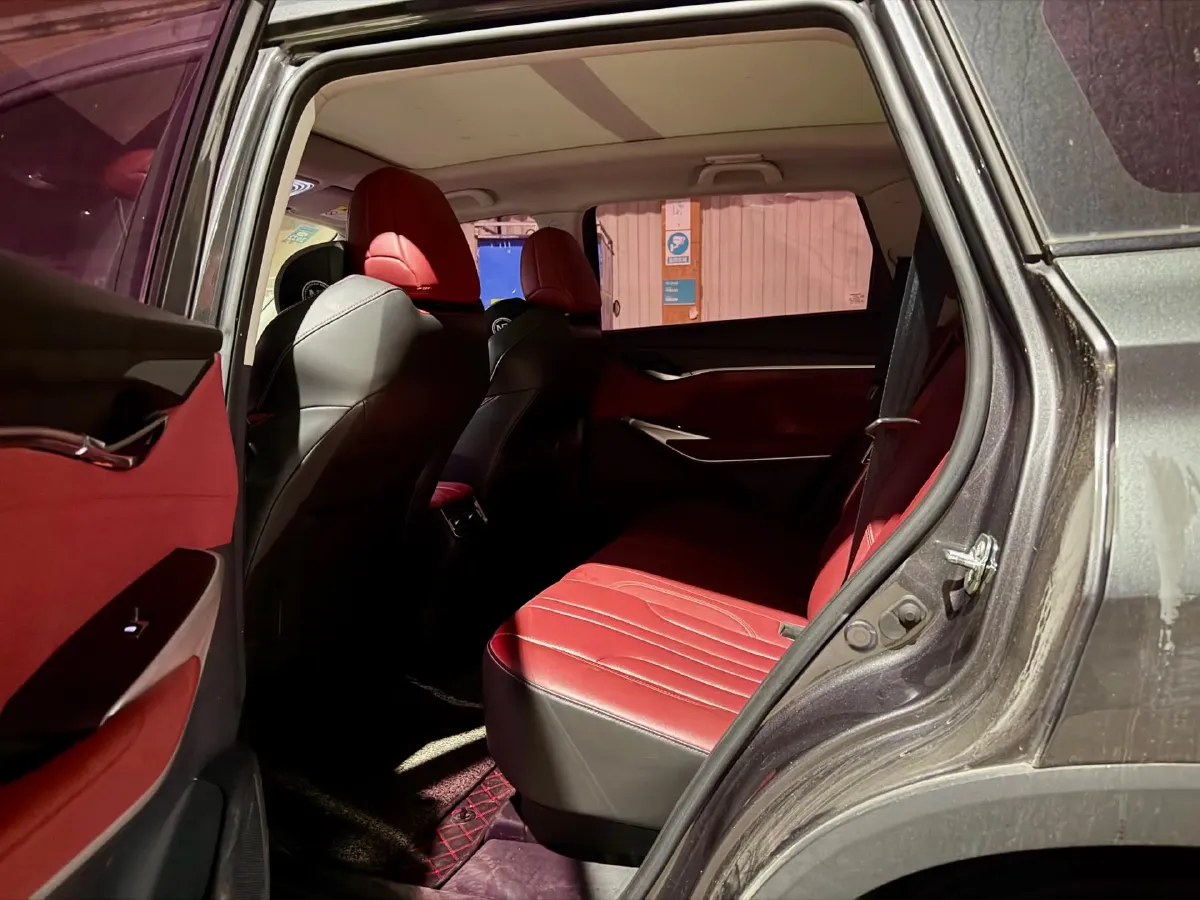 2021 ChangAn CS75 Plus 1.5T 178HP L4 6AT,autocango,china used car exporter,china ev exporter,chinese used car exporter,chinese used ev exporter