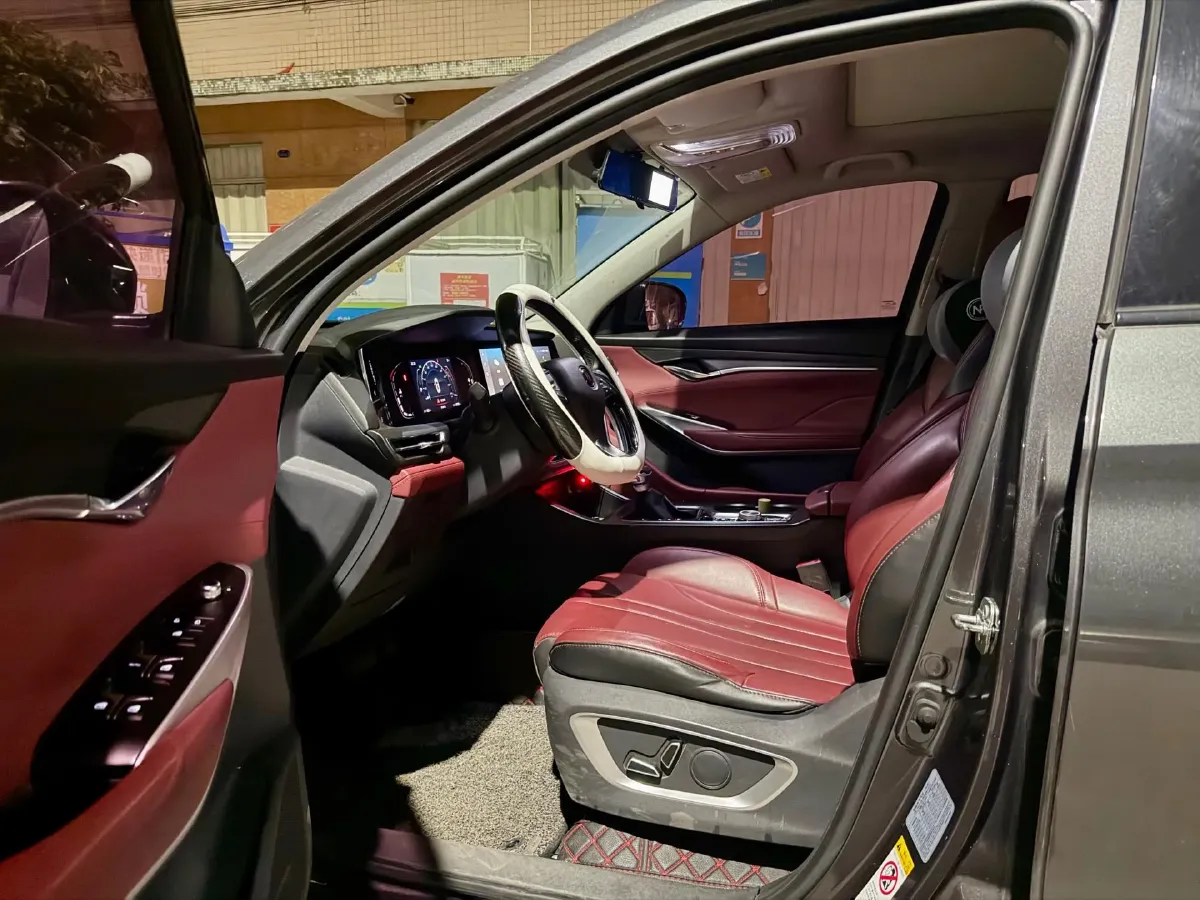 2021 ChangAn CS75 Plus 1.5T 178HP L4 6AT,autocango,china used car exporter,china ev exporter,chinese used car exporter,chinese used ev exporter
