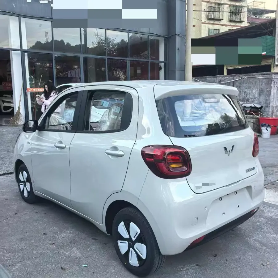 2025 WuLing HongGuang MINI EV BEV 16.2KWH,autocango,china used car exporter,china ev exporter,chinese used car exporter,chinese used ev exporter