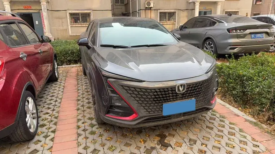 2020 ChangAn UNI-T 1.5T 180HP L4 7DCT,autocango,china used car exporter,china ev exporter,chinese used car exporter,chinese used ev exporter