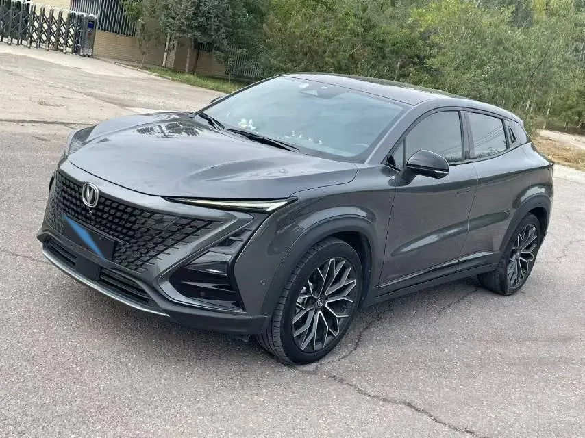 2020 ChangAn UNI-T 1.5T 180HP L4 7DCT,autocango,china used car exporter,china ev exporter,chinese used car exporter,chinese used ev exporter