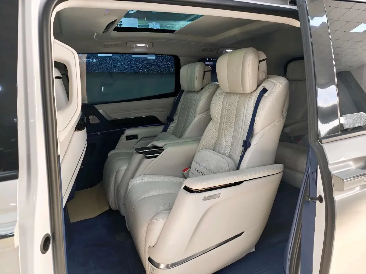 2023 Buick Century 2.0T 237HP L4 9AT,autocango,china used car exporter,china ev exporter,chinese used car exporter,chinese used ev exporter