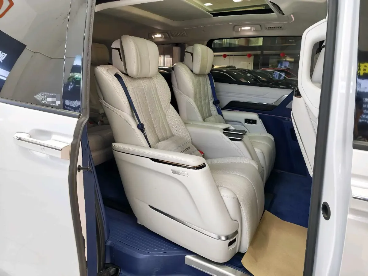 2023 Buick Century 2.0T 237HP L4 9AT,autocango,china used car exporter,china ev exporter,chinese used car exporter,chinese used ev exporter