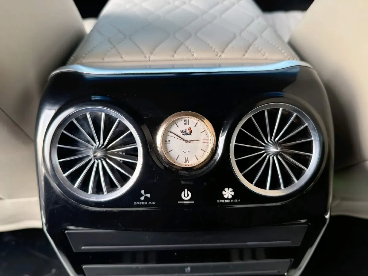 2021 Buick GL8 2.0T 237HP L4 9AT,autocango,china used car exporter,china ev exporter,chinese used car exporter,chinese used ev exporter