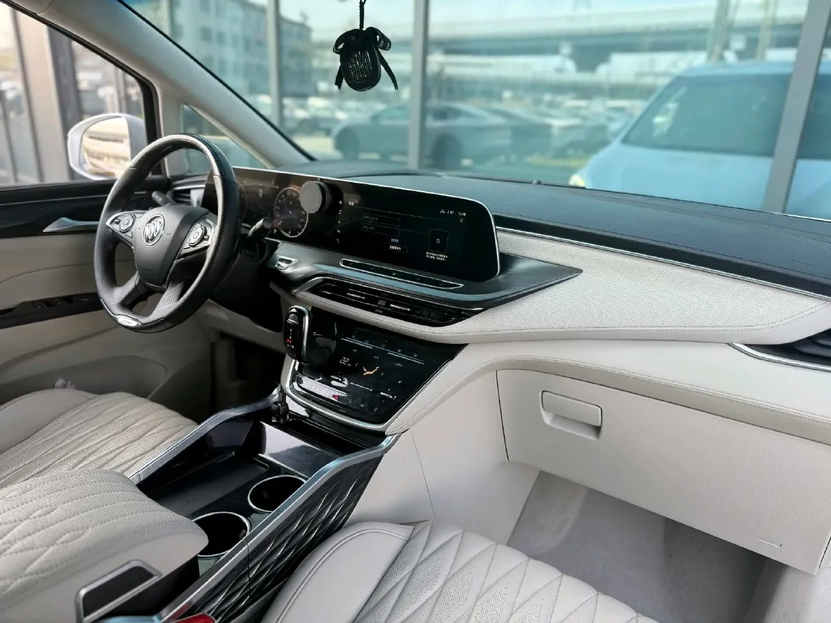 2021 Buick GL8 2.0T 237HP L4 9AT,autocango,china used car exporter,china ev exporter,chinese used car exporter,chinese used ev exporter