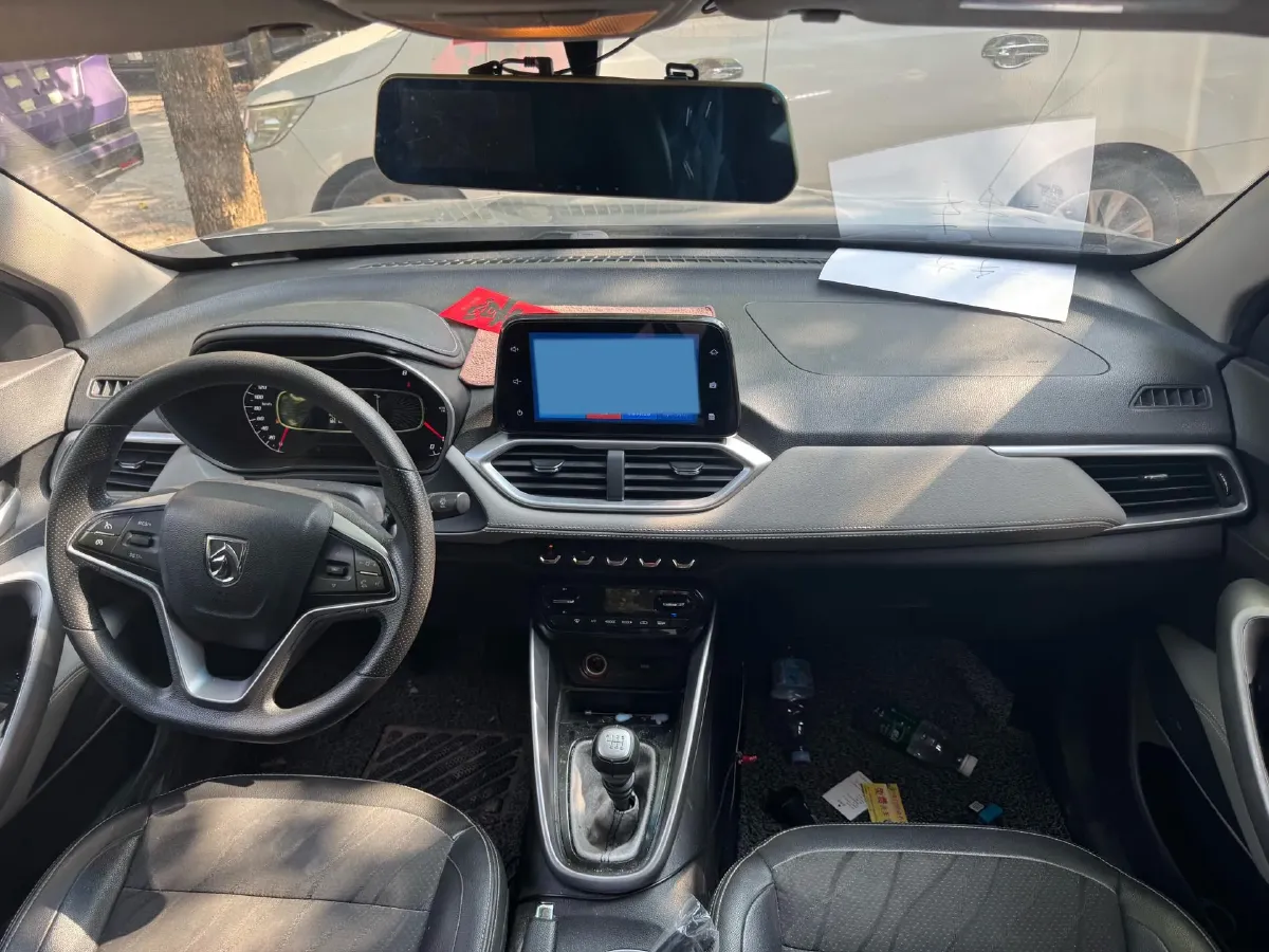 2017 BaoJun 510 1.5L 112HP L4 6MT,autocango,china used car exporter,china ev exporter,chinese used car exporter,chinese used ev exporter