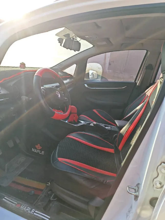 2022 Livan X3 PRO 1.5L 113HP L4 5MT,autocango,china used car exporter,china ev exporter,chinese used car exporter,chinese used ev exporter