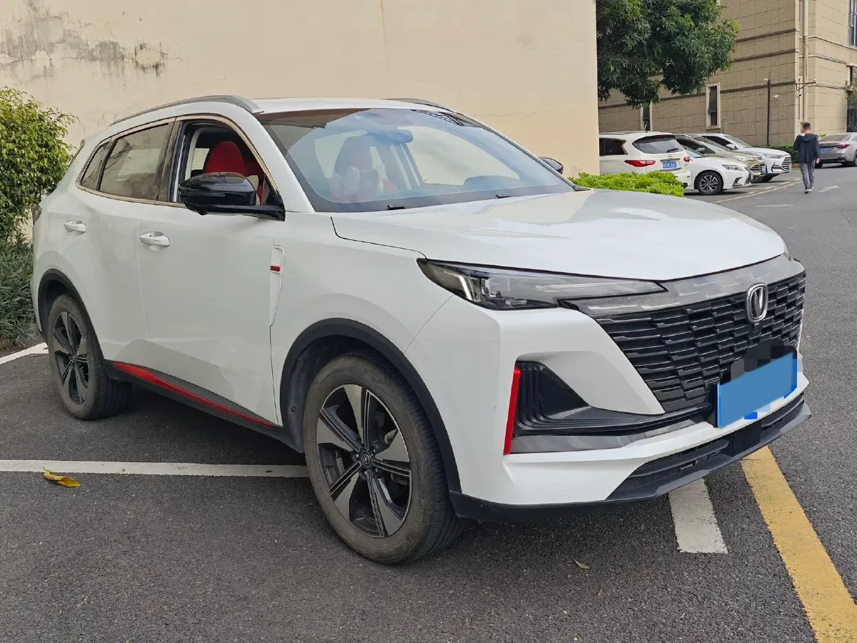 2022 ChangAn Oshan X7 Plus 1.5T 188HP L4 7DCT,autocango,china used car exporter,china ev exporter,chinese used car exporter,chinese used ev exporter