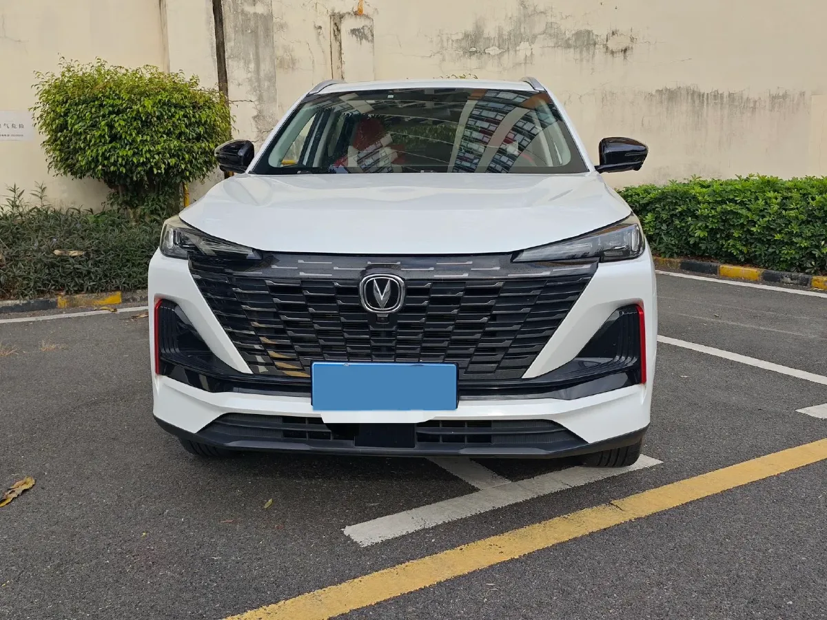 2022 ChangAn Oshan X7 Plus 1.5T 188HP L4 7DCT,autocango,china used car exporter,china ev exporter,chinese used car exporter,chinese used ev exporter
