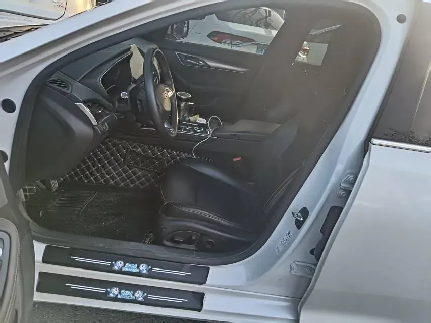 2023 Cadillac CT5 2.0T 237HP L4 10AT,autocango,china used car exporter,china ev exporter,chinese used car exporter,chinese used ev exporter