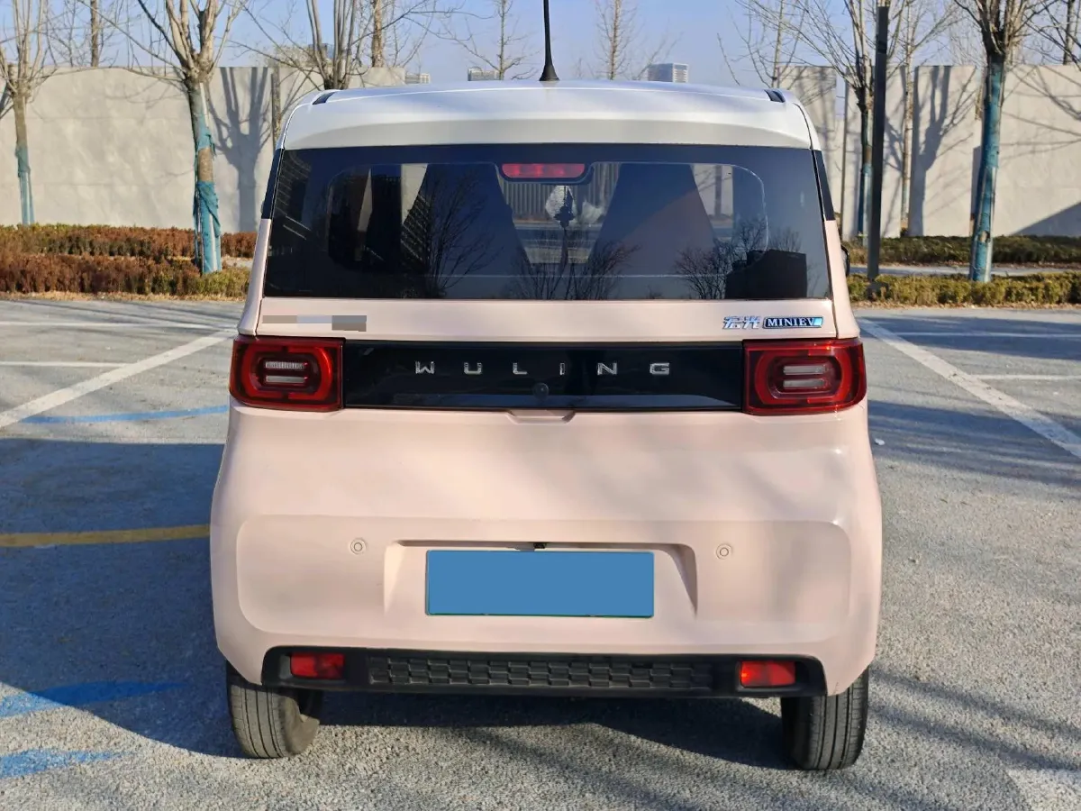 2021 WuLing HongGuang MINI EV BEV 13.9KWH,autocango,china used car exporter,china ev exporter,chinese used car exporter,chinese used ev exporter
