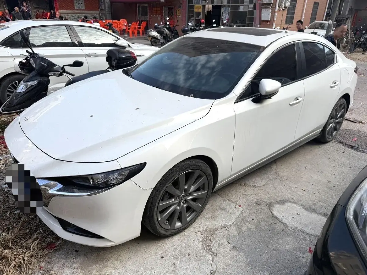 2022 Mazda 3 Axela 2.0L 158HP L4 6AT