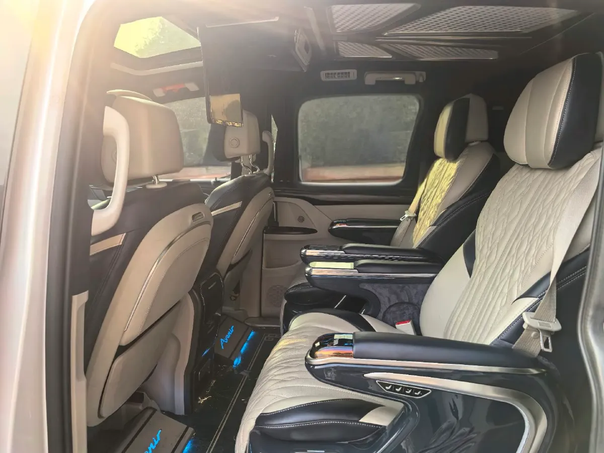 2021 Buick GL8 2.0T 237HP L4 9AT,autocango,china used car exporter,china ev exporter,chinese used car exporter,chinese used ev exporter