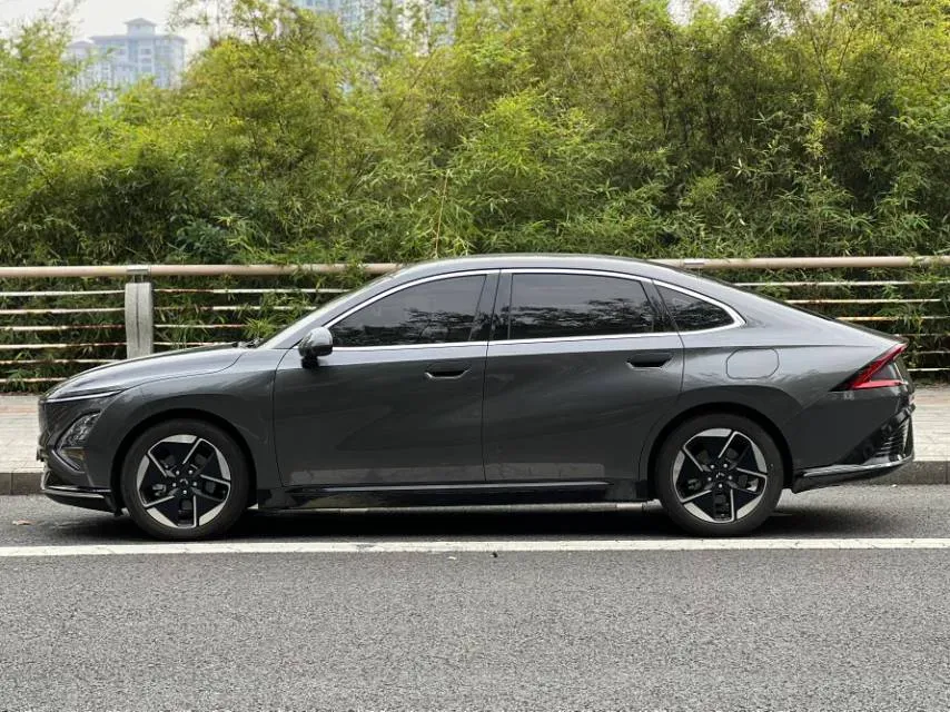 2023 WuLing XingGuang 1.5L 106HP L4 E-CVT PHEV 20.5KWH,autocango,china used car exporter,china ev exporter,chinese used car exporter,chinese used ev exporter