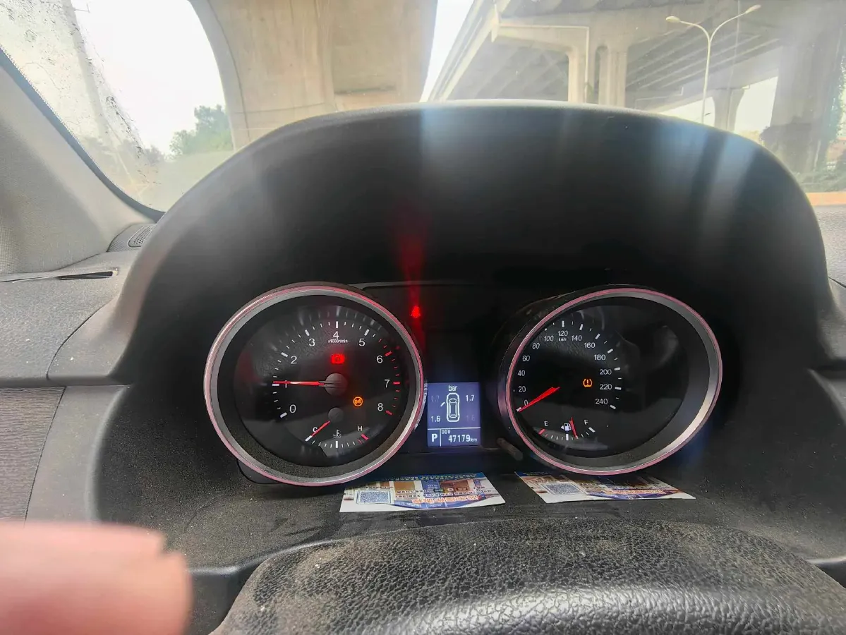 2017 Haval M6 1.5T 150HP L4 6AT,autocango,china used car exporter,china ev exporter,chinese used car exporter,chinese used ev exporter