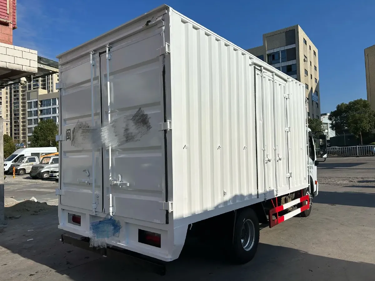 2026 Yuejin ChaoYue H 8MT,autocango,china used car exporter,china ev exporter,chinese used car exporter,chinese used ev exporter