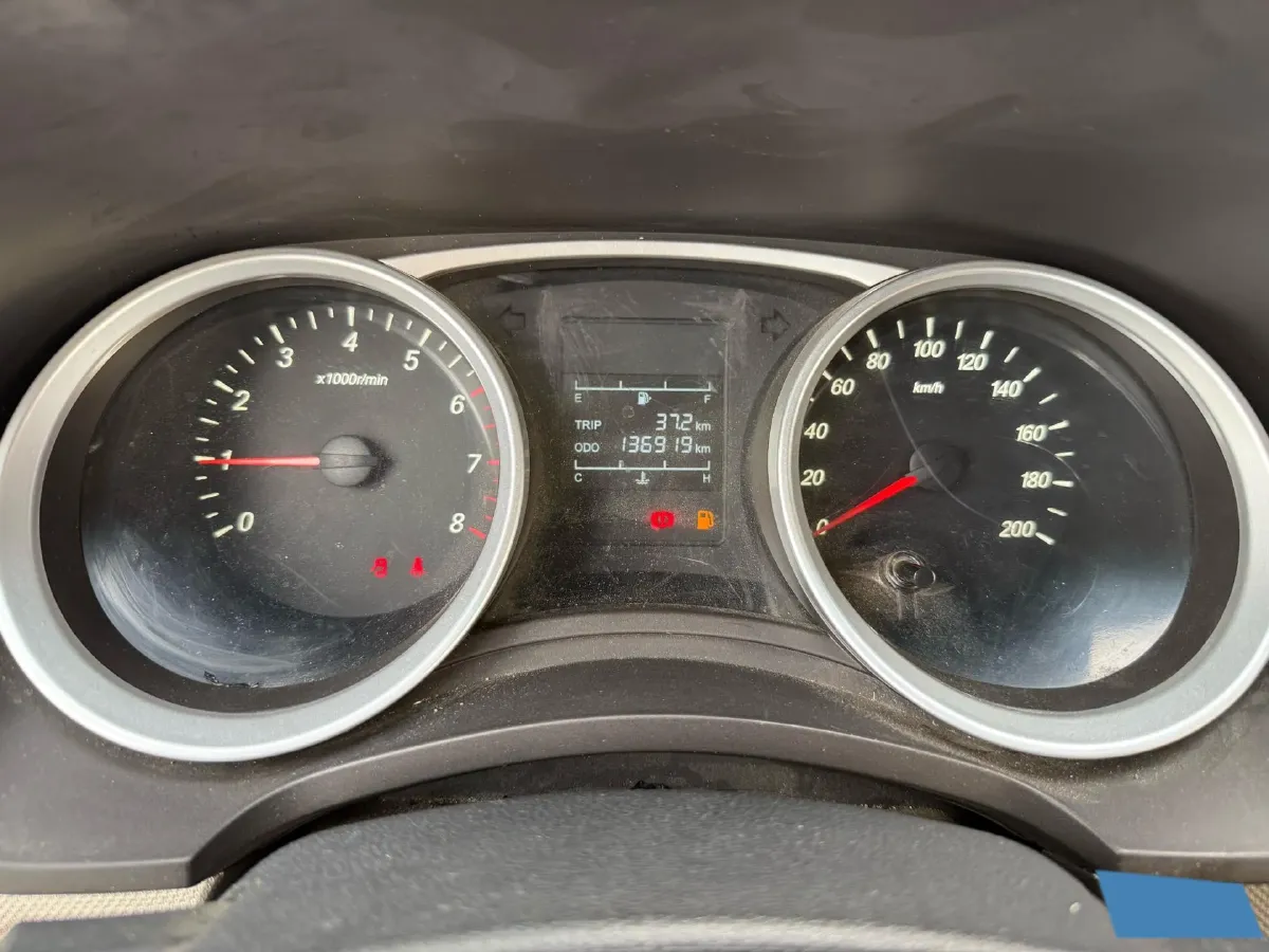 2018 WuLing HongGuang 1.5L 105HP L4 5MT,autocango,china used car exporter,china ev exporter,chinese used car exporter,chinese used ev exporter