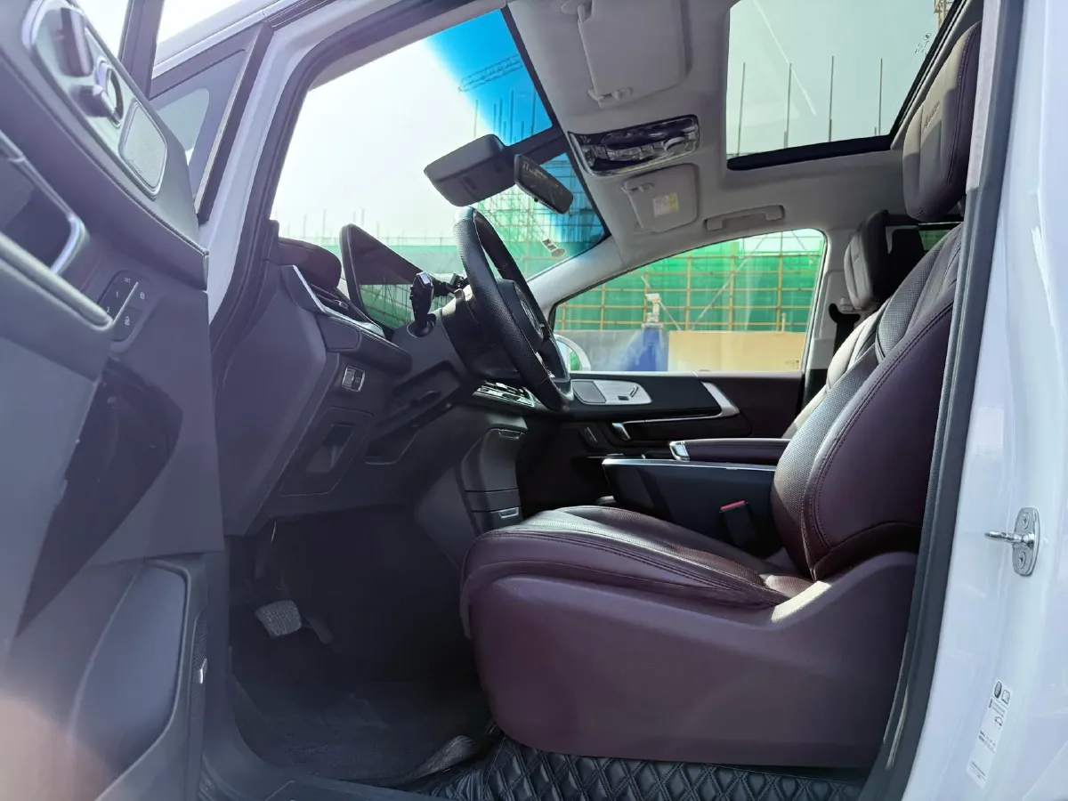 2023 Buick Century 2.0T 237HP L4 9AT,autocango,china used car exporter,china ev exporter,chinese used car exporter,chinese used ev exporter