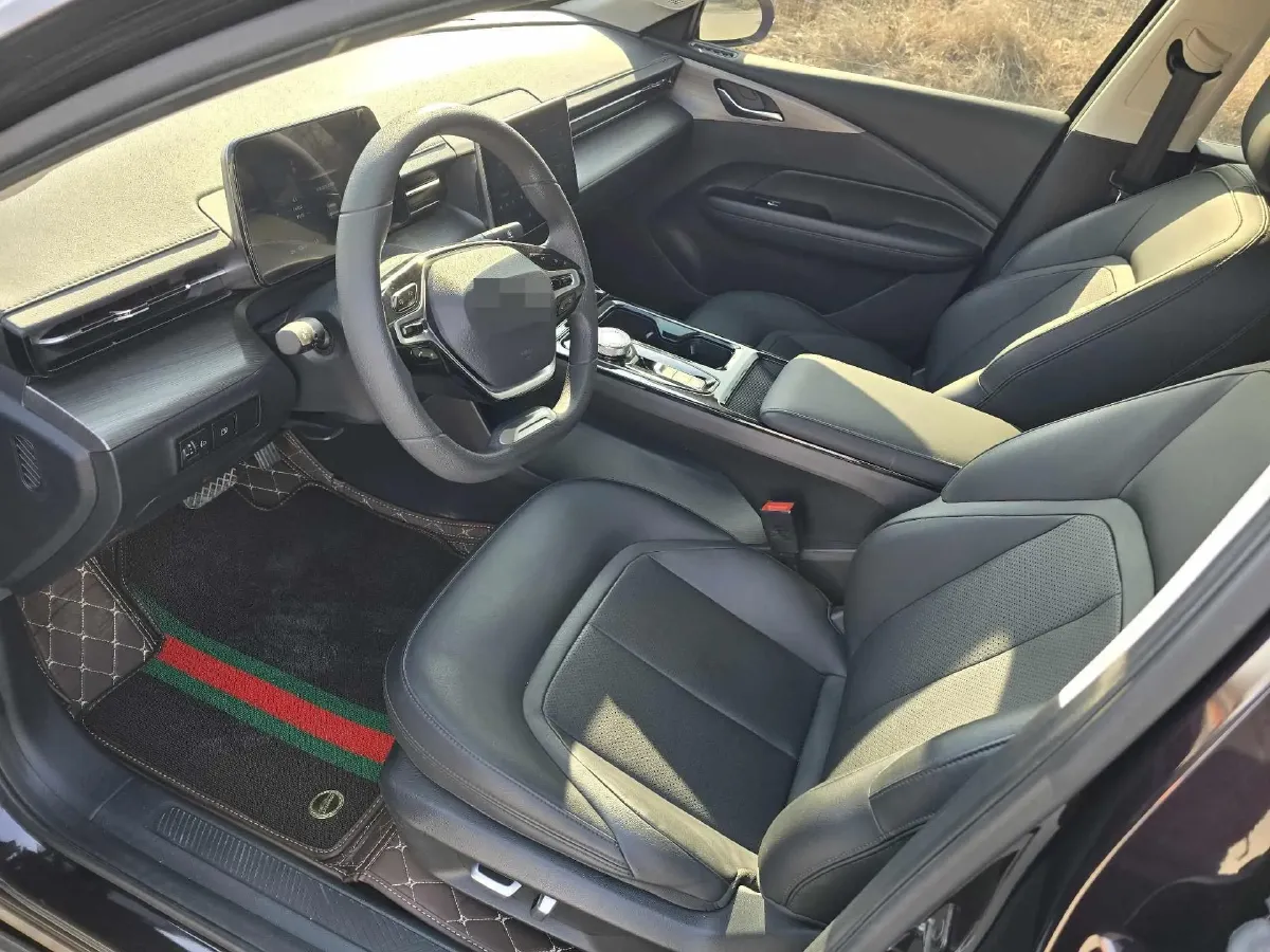 2024 WuLing XingGuang 1.5L 106HP L4 E-CVT PHEV 9.5KWH,autocango,china used car exporter,china ev exporter,chinese used car exporter,chinese used ev exporter