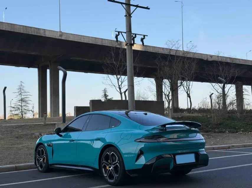 2024 MI SU7 BEV 101KWH,autocango,china used car exporter,china ev exporter,chinese used car exporter,chinese used ev exporter