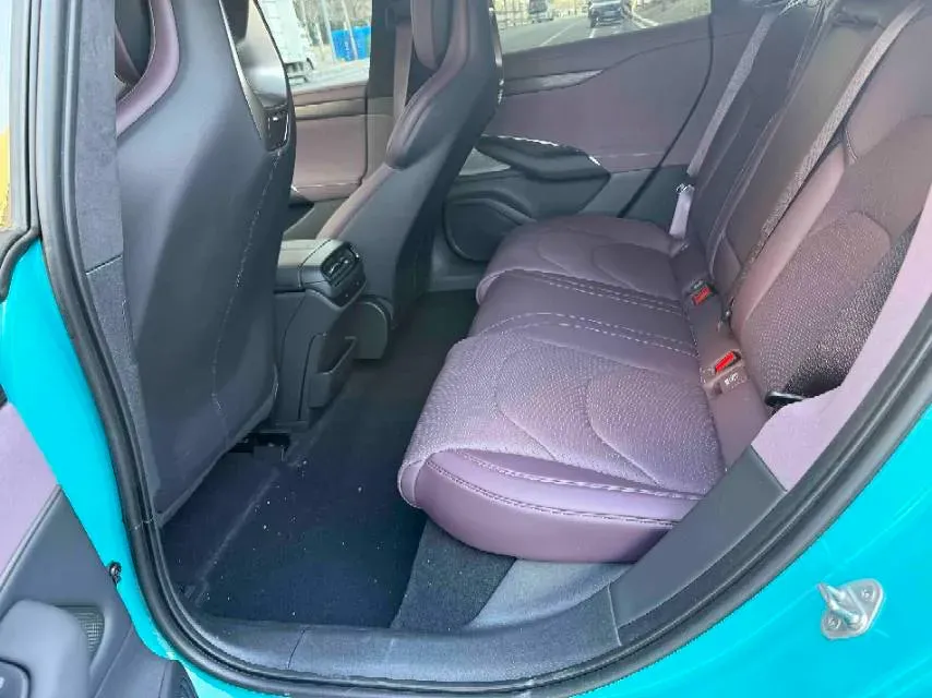 2024 MI SU7 BEV 101KWH,autocango,china used car exporter,china ev exporter,chinese used car exporter,chinese used ev exporter