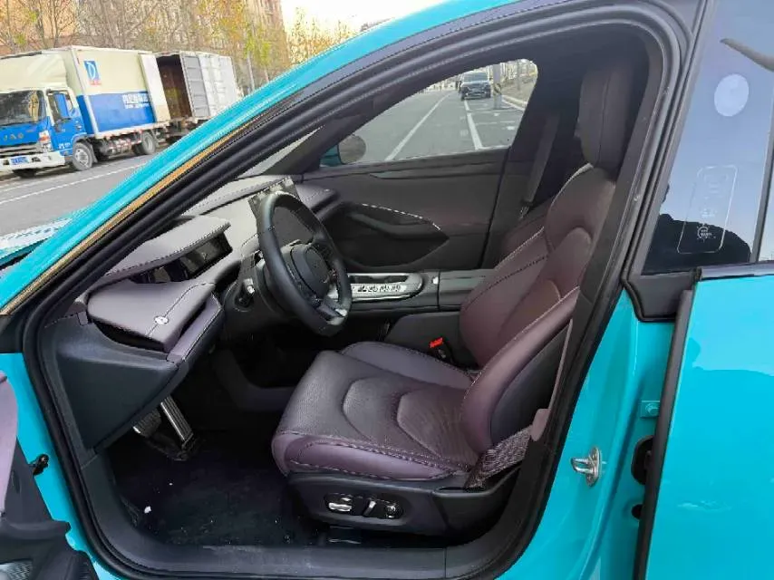 2024 MI SU7 BEV 101KWH,autocango,china used car exporter,china ev exporter,chinese used car exporter,chinese used ev exporter