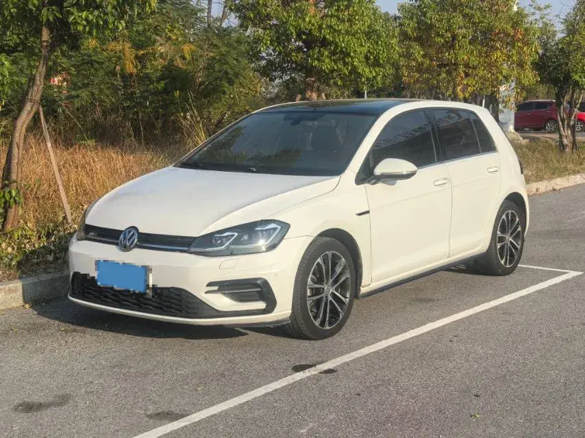 2018 Volkswagen Golf 1.4T 150HP L4 7DCT