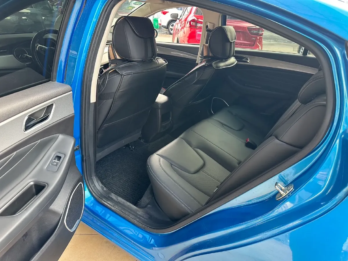 2019 Chery Arrizo 5 1.5L 116HP L4 5MT,autocango,china used car exporter,china ev exporter,chinese used car exporter,chinese used ev exporter