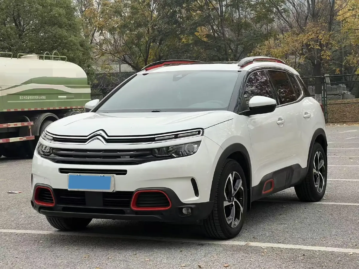 2017 Citroen C5 Aircross 1.6T 167HP L4 6AT