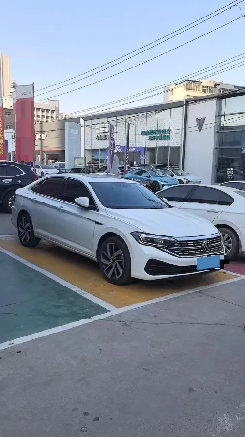 2023 Volkswagen Sagitar 1.5T 160HP L4 7DCT,autocango,china used car exporter,china ev exporter,chinese used car exporter,chinese used ev exporter