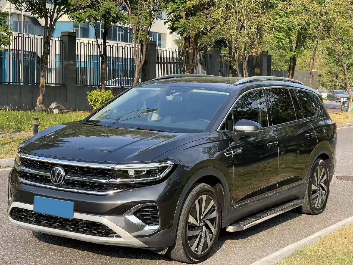 2021 Volkswagen Talagon 2.0T 220HP L4 7DCT