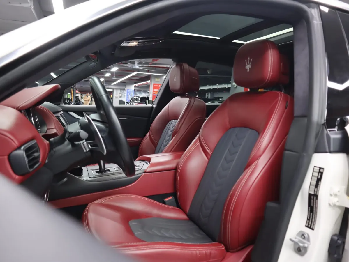 2018 Maserati Levante 3.0T 350HP V6 8AT,autocango,china used car exporter,china ev exporter,chinese used car exporter,chinese used ev exporter