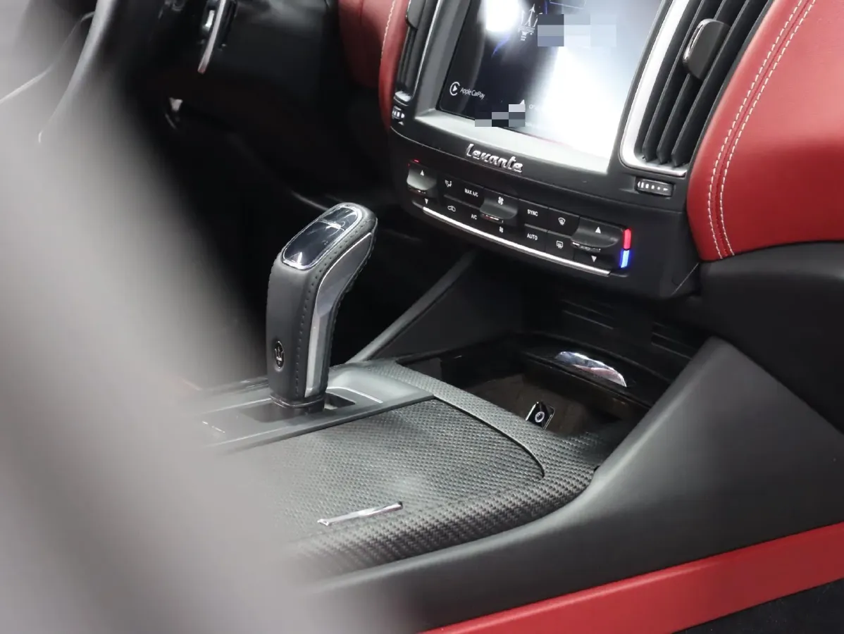 2018 Maserati Levante 3.0T 350HP V6 8AT,autocango,china used car exporter,china ev exporter,chinese used car exporter,chinese used ev exporter