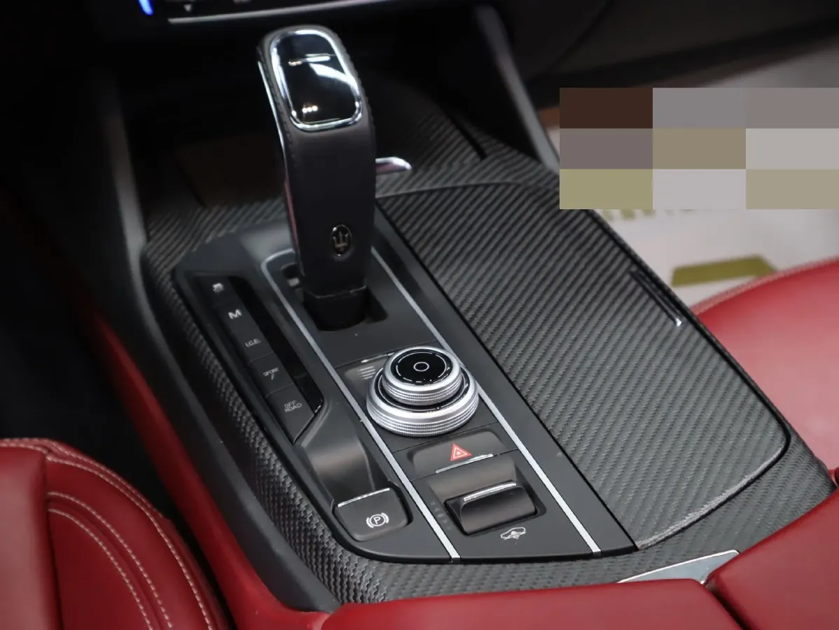 2018 Maserati Levante 3.0T 350HP V6 8AT,autocango,china used car exporter,china ev exporter,chinese used car exporter,chinese used ev exporter