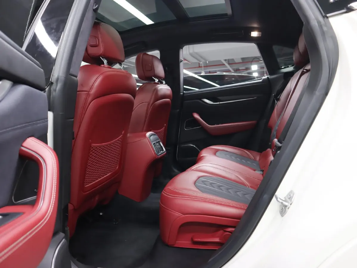 2018 Maserati Levante 3.0T 350HP V6 8AT,autocango,china used car exporter,china ev exporter,chinese used car exporter,chinese used ev exporter