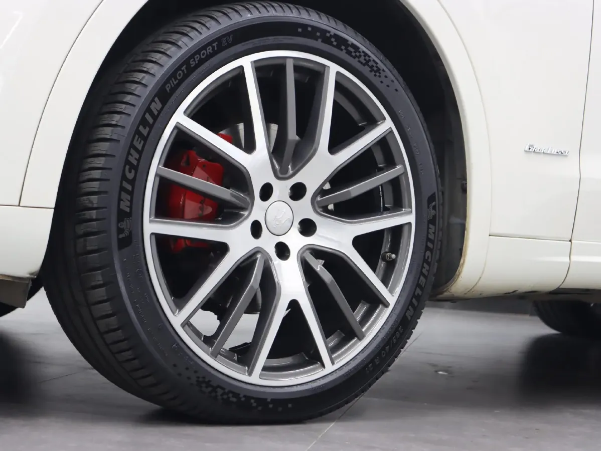 2018 Maserati Levante 3.0T 350HP V6 8AT,autocango,china used car exporter,china ev exporter,chinese used car exporter,chinese used ev exporter