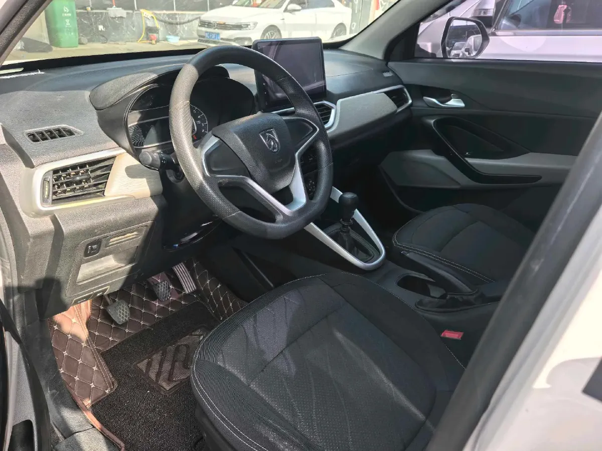 2017 BaoJun 510 1.5L 112HP L4 6MT,autocango,china used car exporter,china ev exporter,chinese used car exporter,chinese used ev exporter