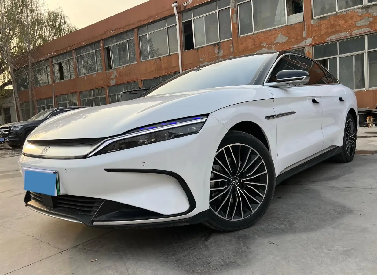 2023 BYD Han BEV 60.48KWH