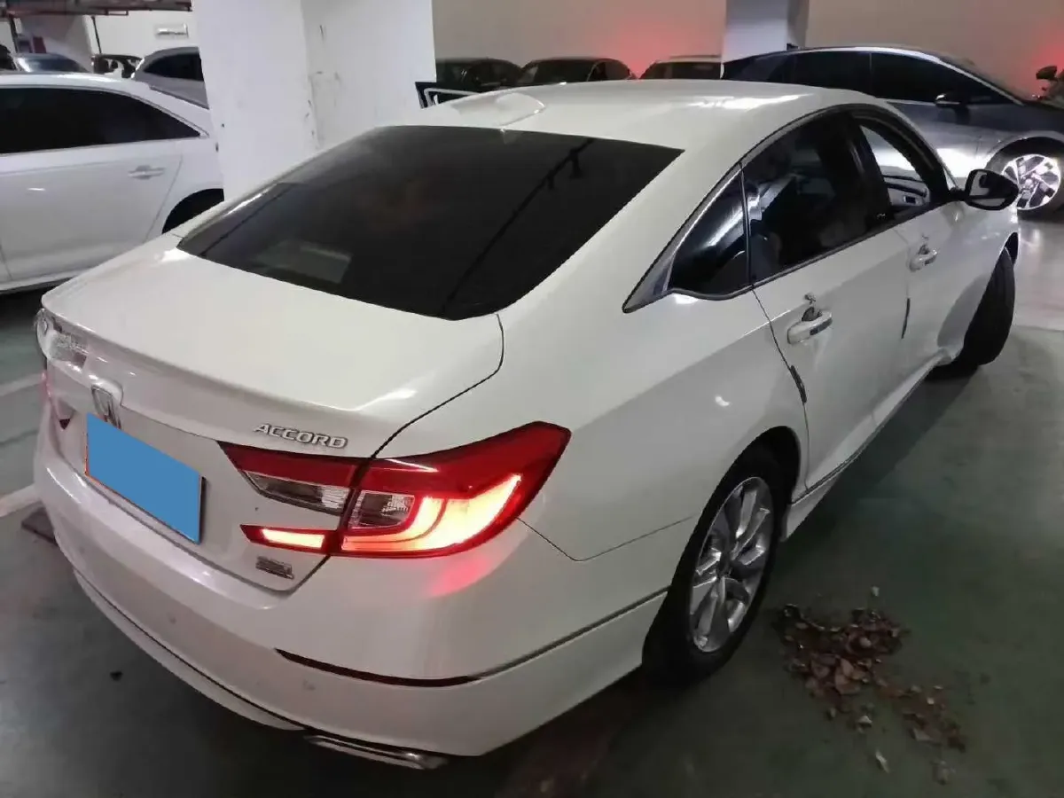 2022 Honda Accord 1.5T 194HP L4 CVT,autocango,china used car exporter,china ev exporter,chinese used car exporter,chinese used ev exporter