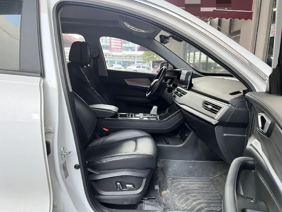 2021 Chery Tiggo 8 2.0T 254HP L4 7DCT,autocango,china used car exporter,china ev exporter,chinese used car exporter,chinese used ev exporter