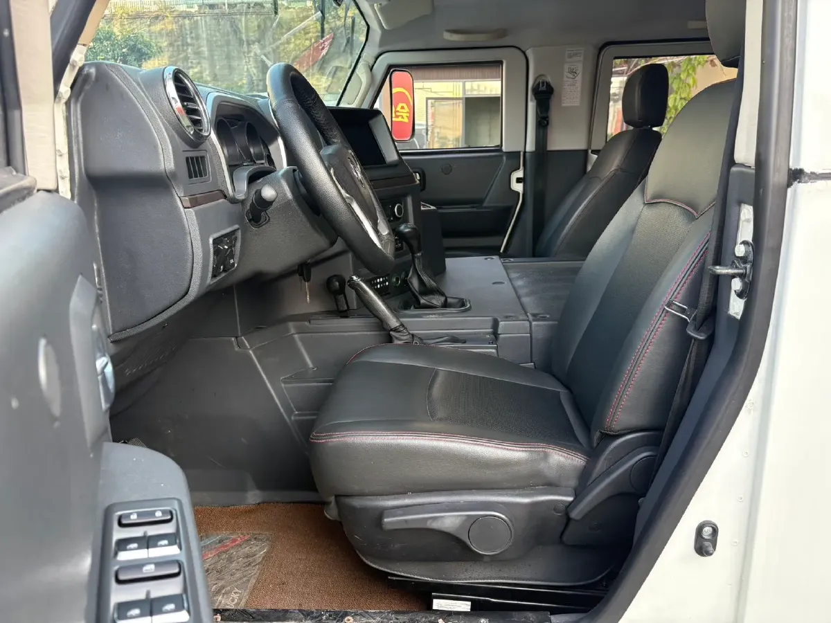 2022 Dongfeng Warrior M50 4.0T 194HP L4 5MT,autocango,china used car exporter,china ev exporter,chinese used car exporter,chinese used ev exporter