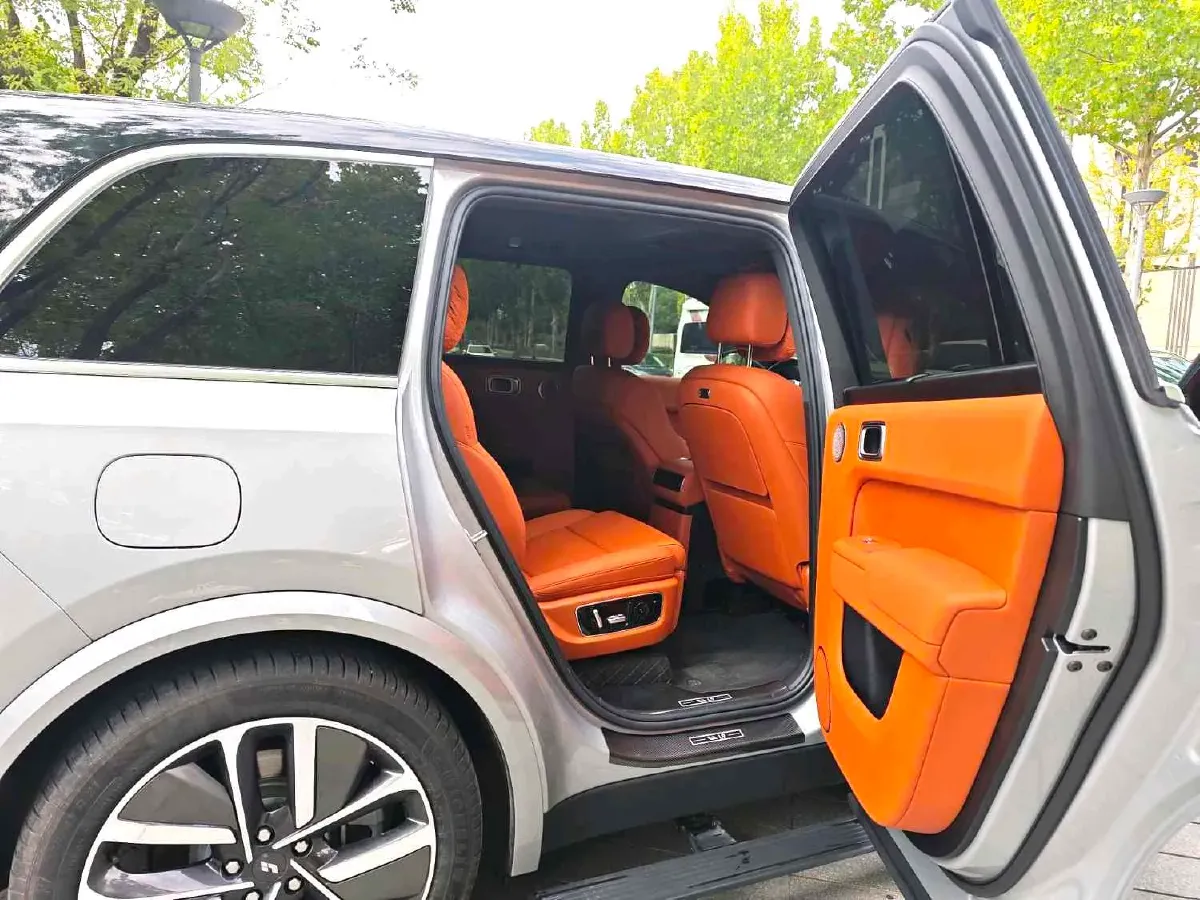 2024 Li L9 Range Extended 154HP REEV 52.3KWH,autocango,china used car exporter,china ev exporter,chinese used car exporter,chinese used ev exporter