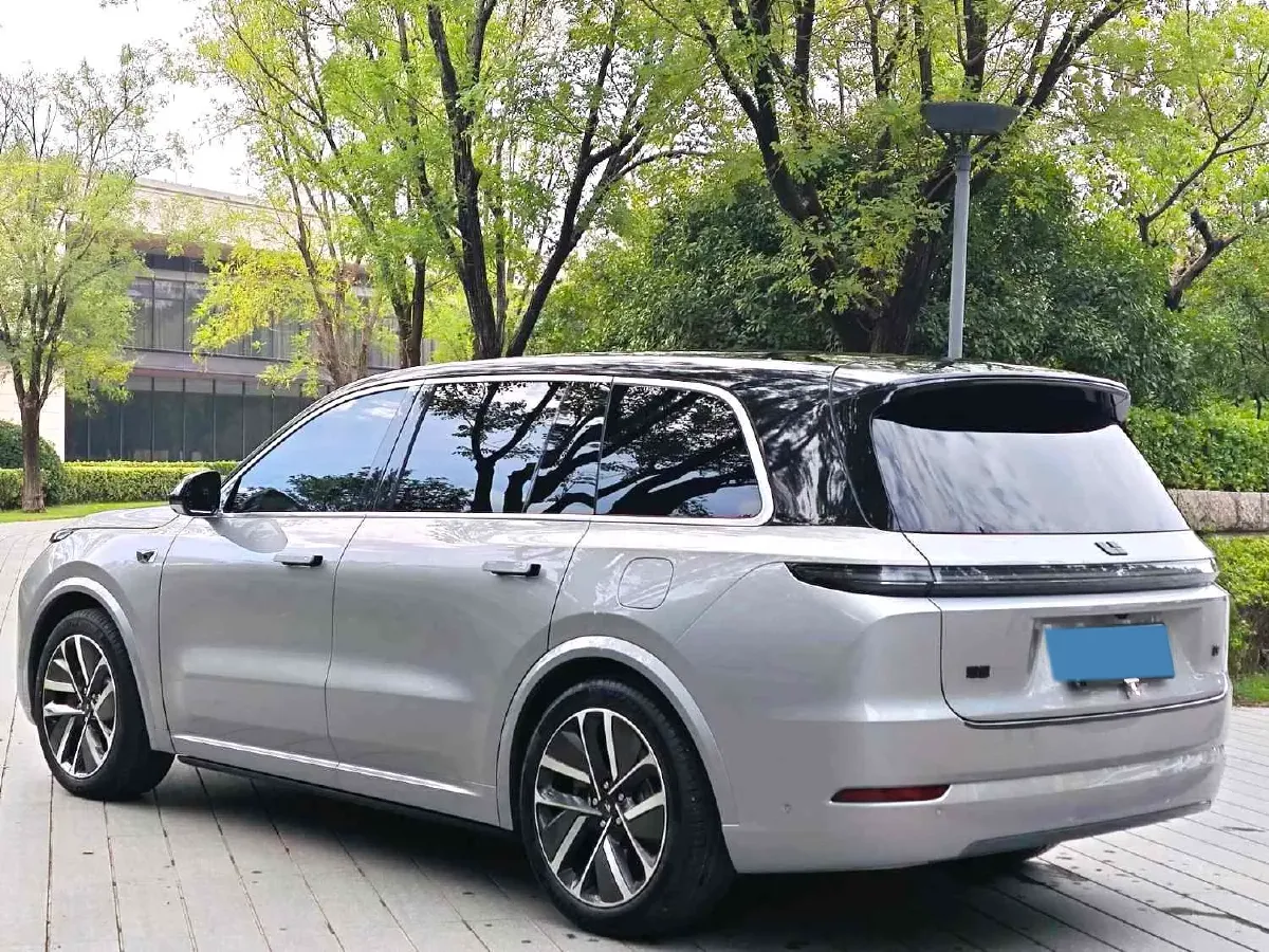 2024 Li L9 Range Extended 154HP REEV 52.3KWH,autocango,china used car exporter,china ev exporter,chinese used car exporter,chinese used ev exporter