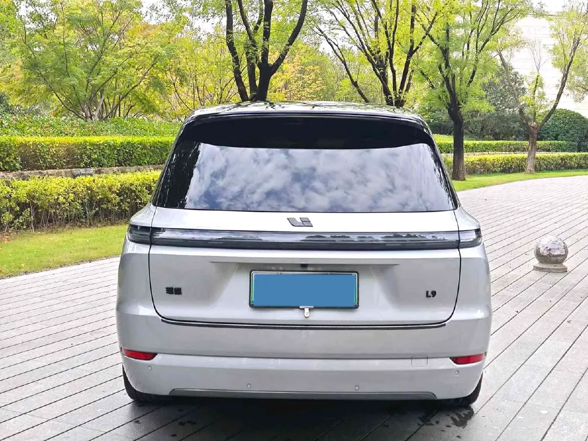 2024 Li L9 Range Extended 154HP REEV 52.3KWH,autocango,china used car exporter,china ev exporter,chinese used car exporter,chinese used ev exporter