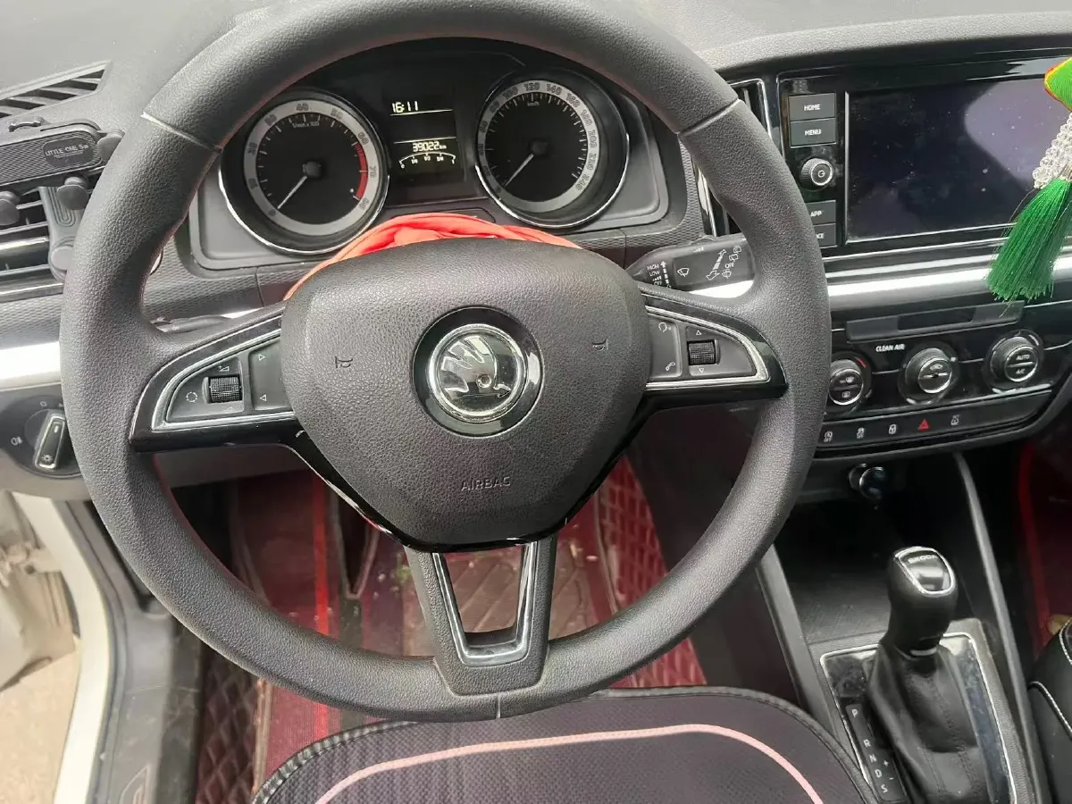 2018 Volkswagen Lavida 1.2T 116HP L4 7DCT,autocango,china used car exporter,china ev exporter,chinese used car exporter,chinese used ev exporter